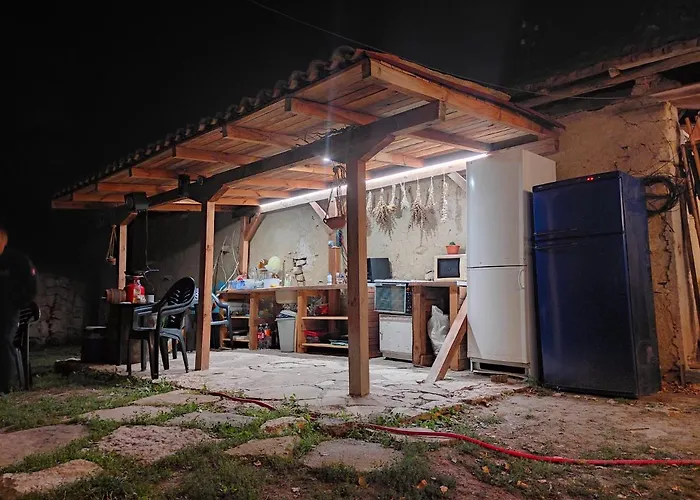 Adventure Camp Kır Evi Emen